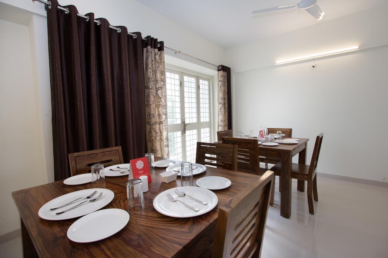Oyo 9052 Leisurely Abode Otel Khadki Dış mekan fotoğraf