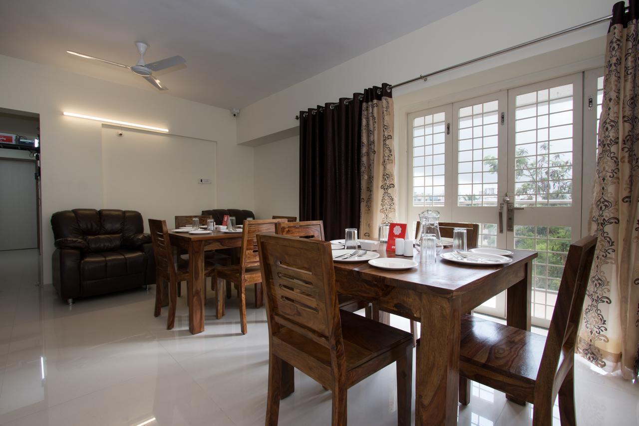 Oyo 9052 Leisurely Abode Otel Khadki Dış mekan fotoğraf